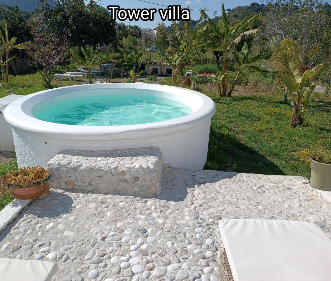 Tower Traditional Pool Villa Κρεμαστή Εξωτερικό φωτογραφία